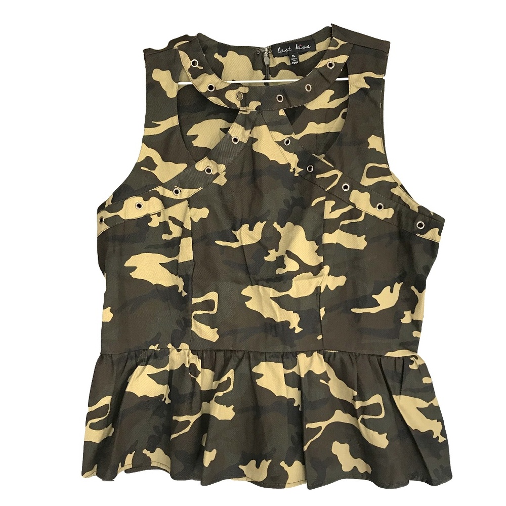 Last Kiss Cutaway Peplum Camo Shirt New No Tags